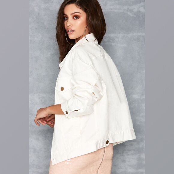 Mistress Rocks "FATHOM' White Classic Oversized Denim Jacket in Size M - Picture 9 of 9